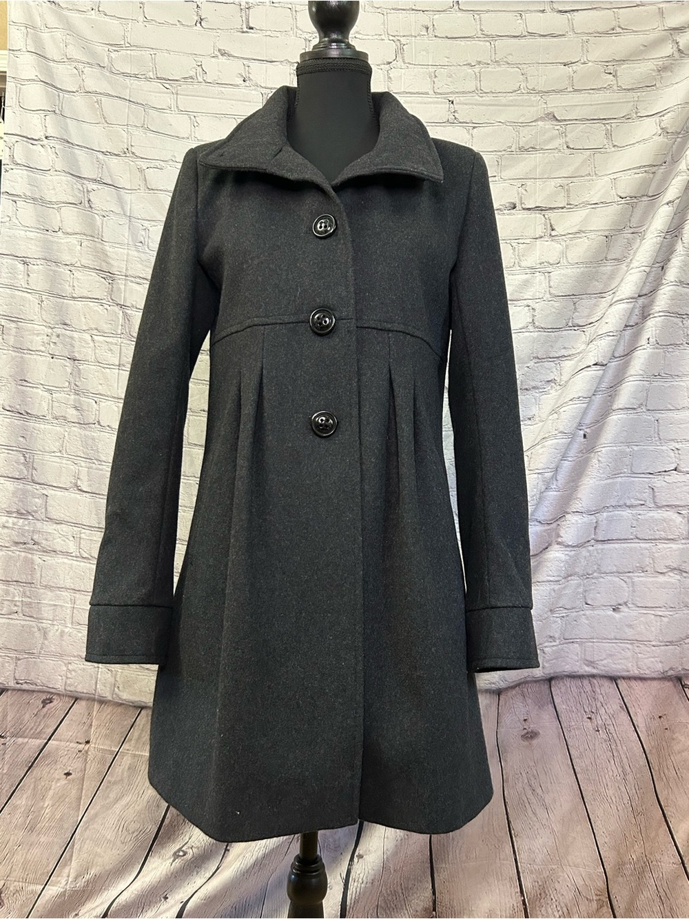 DKNY Dark Gray Wool-Blend Pleated Pea Coat